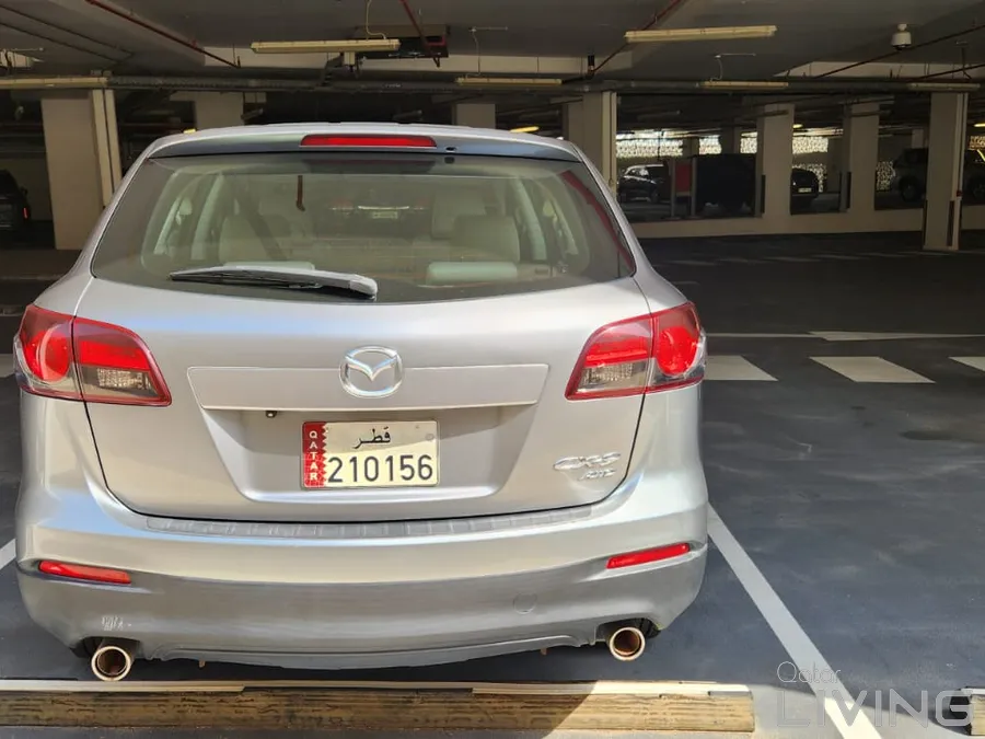 For Sale: Mazda CX-9 – Excellent Condition, Very Low Mileage